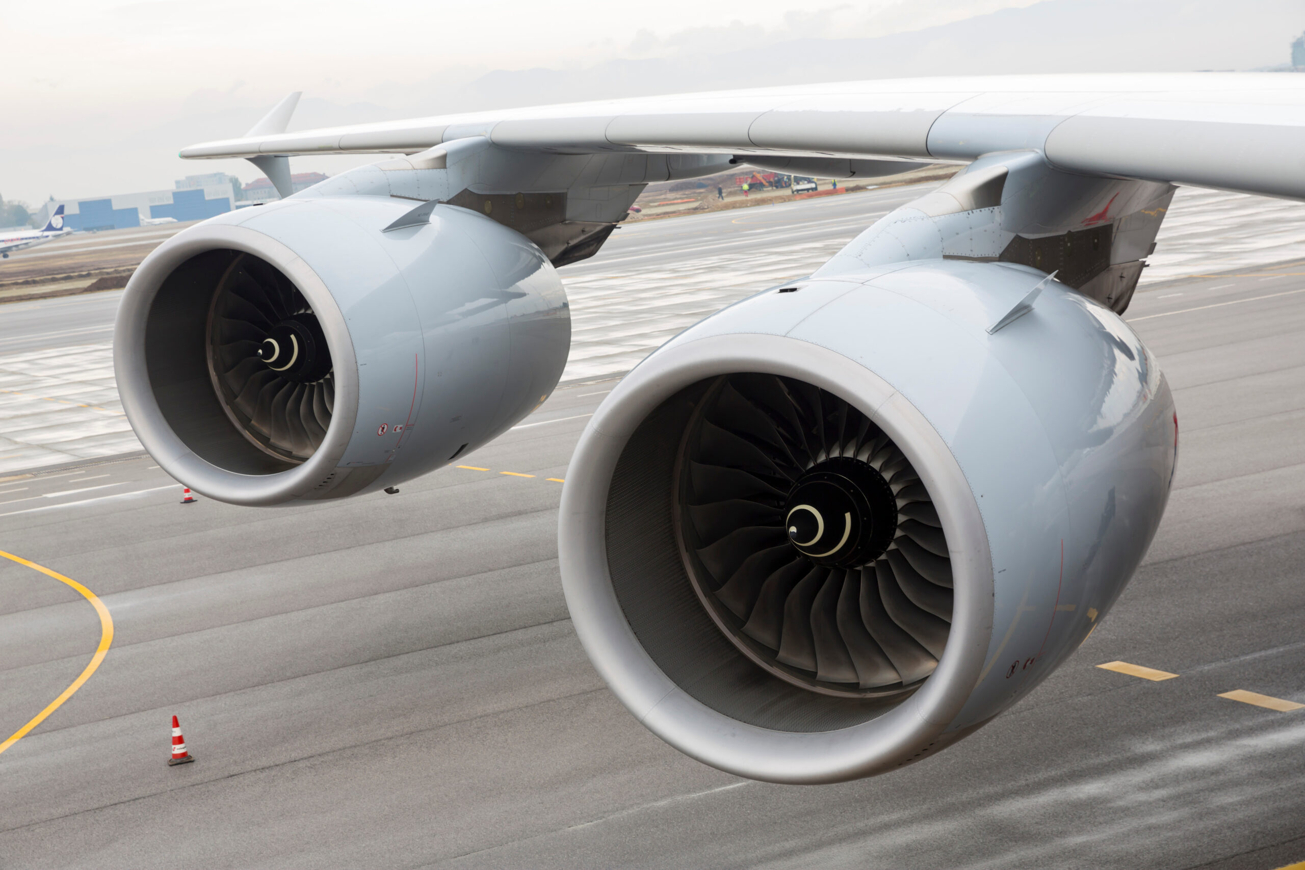 airbus A380 airplane engines wing